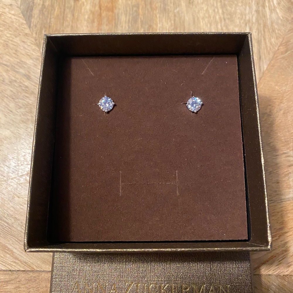 Anna Zuckerman Platinum Stud Earrings - Picture 2 of 5